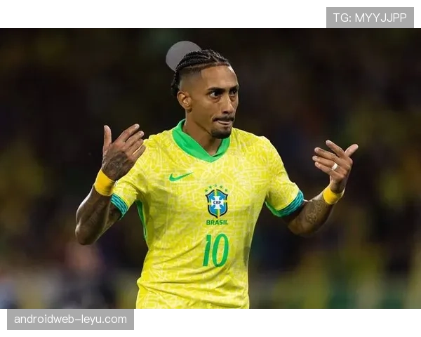 拉菲尼亚重返首发，巴萨状态回暖迎关键战役