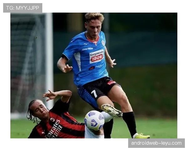 塞维利亚财政危机持续发酵,对球队引援与赛季竞争力形成制约 塞维利亚财政危机持续发酵,对球队引援与赛季竞争力形成制约