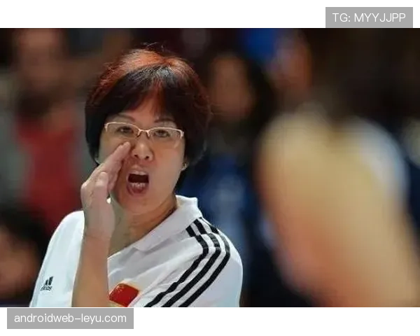 袁悦半夜晒包堆成山，刷到那一幕我突然觉得自己穷成传说