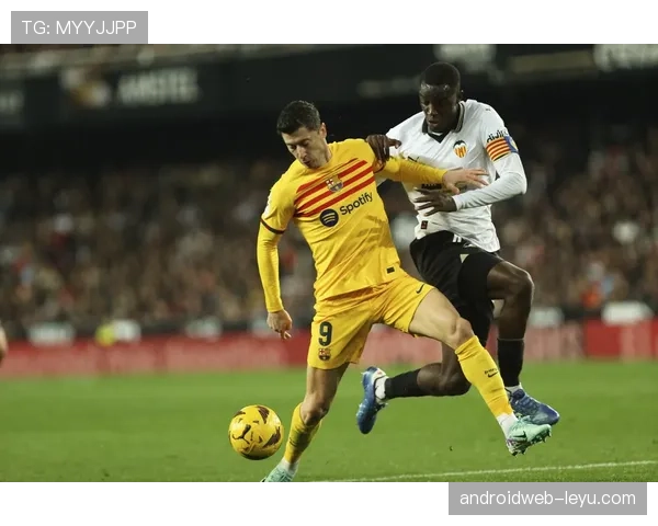 瓦伦西亚管理层决策争议持续发酵，已影响俱乐部声誉与短期稳定